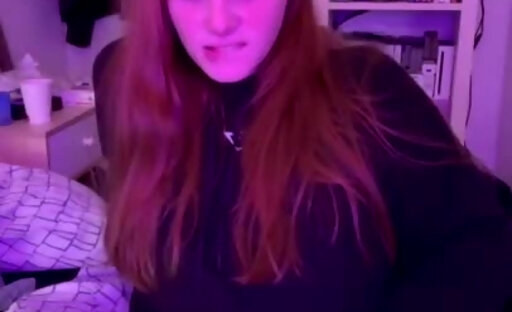 French thicc touch herself