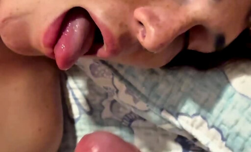 Daddy plays with her and finishes with cumming in her mouth