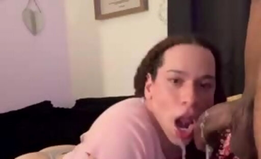 Thick Tranny Giving Sloppy Toppy