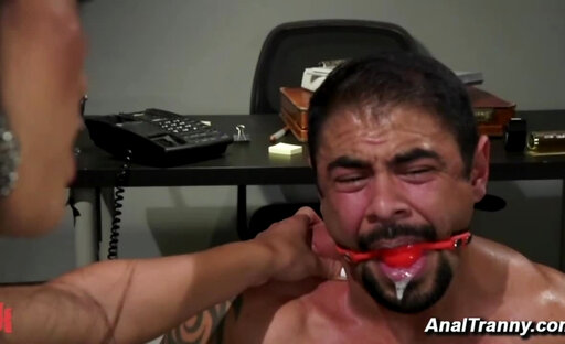 Shemale mistress Venus Lux punishes disobedient muscle sub Draven Navarro with bareback anal