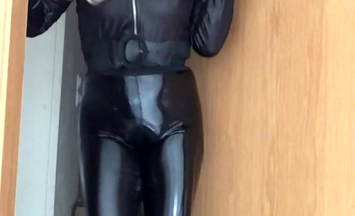 fat ugly dumpcum Gummimädchen in Leggings 04