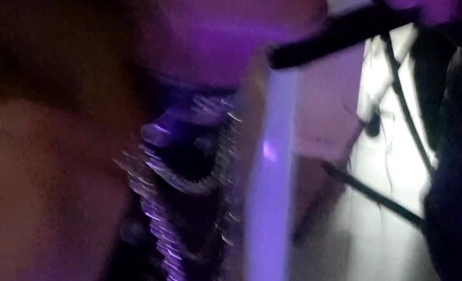 VaneSsaBiTCHx Taille une Grosse Pipe à un Fan. Son 1er Porno & sa 1ere Ejac Faciale [³¹au²³]
