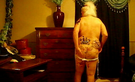 WhiteShuggah Displays Her New Inking