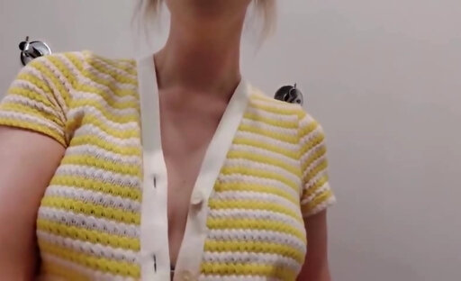 Lets fuck in her dressing room