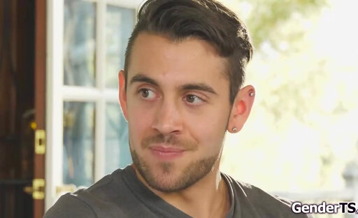 I fuck my trans fellow student in class