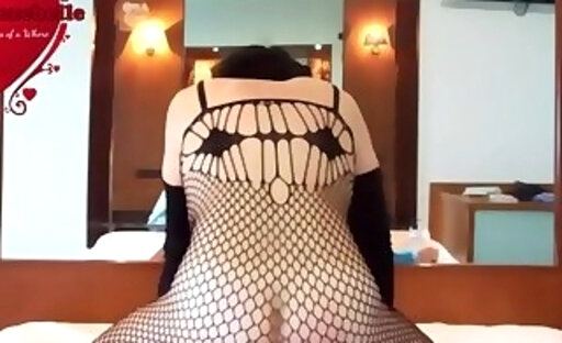 FloozyJezebelle slut in the mirror taking huge dildo in the ass webcam show