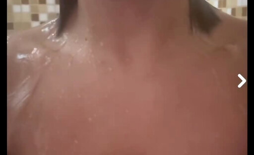 Travesti fazendo o que mais gosta