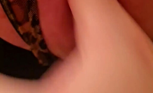 Crossdresser anal play