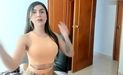 gigantic tits brazilian shemale and bodyart jaks her ro