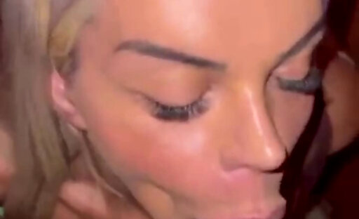 Boquete transex, Garganta profunda