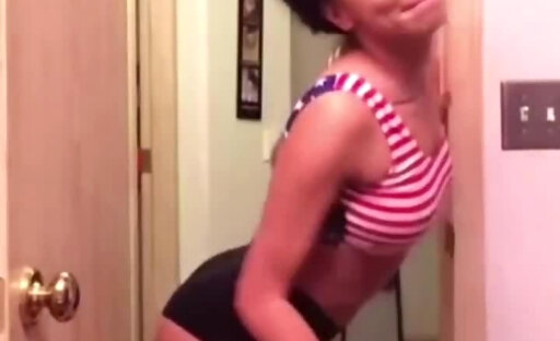 Shemale/Straight Girl Twerk Compilation #2