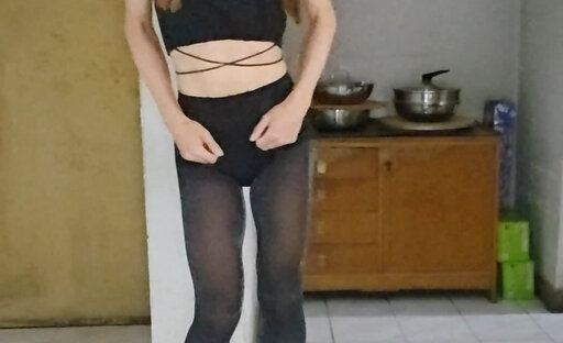 crossdress VID_20241209_172502