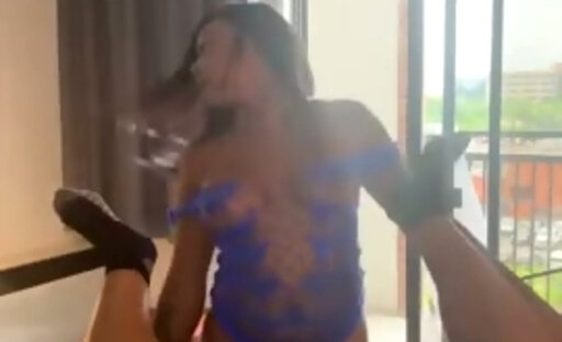 xoxorosemariee - 05-11-2026 OnlyFans Video - My DLstud Gf Wont Put That Strap On Her So She