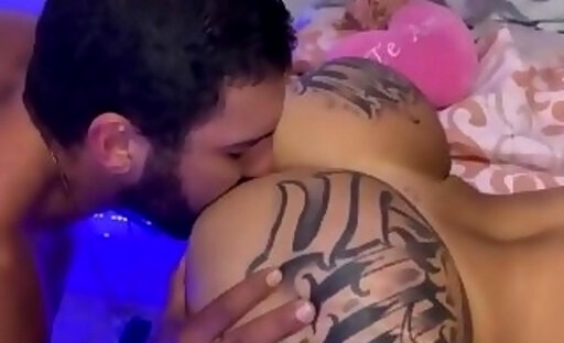 Thick tattooed tranny fucked in her perfect shaped ass