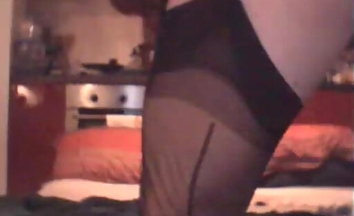 SarahZoccola toying herself in chastity