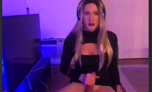 Super Sexy Sissy Solo Jerking on Cam
