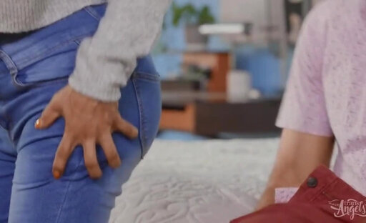 Gorgeous Ts Foxxy Fucked By Bbc