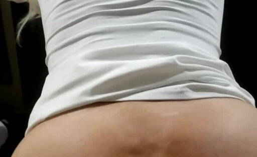 Sandy rides a cock and takes a facial