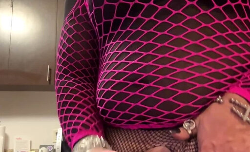 CdTina eats her thick load