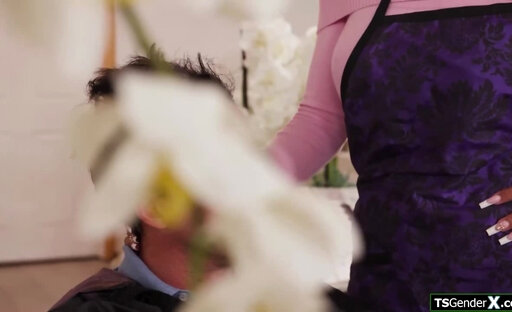 Do you like a ts dick with your haircut?