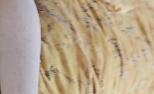Amateur slut submits to Daddy