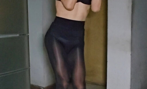 crossdress VID_20250302_222357