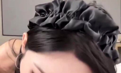 Sensual Asian trans vibe moment