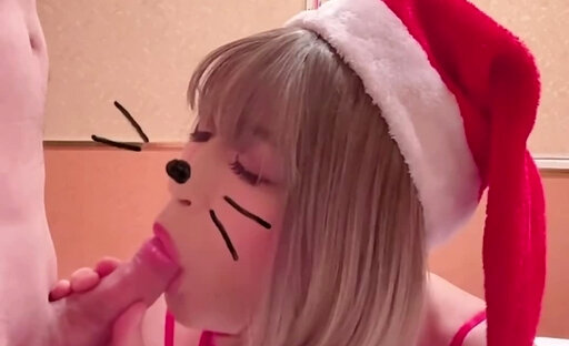 Japanese TS Santaclaus blowjob