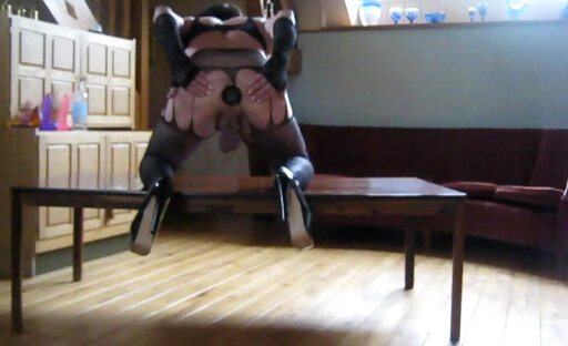 GODAGE DE MA GROSSE CHATTE CHAUDE.