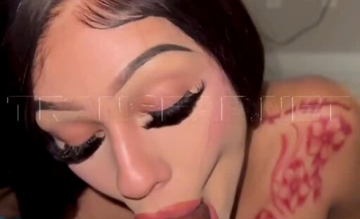 Super thick girl getting dicked down