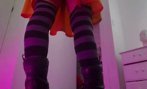 Sheer showing off her bulging little ass