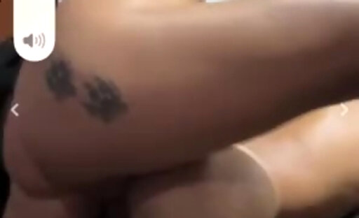 Depois da mamada agora o pau foi no cu