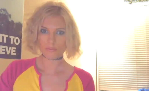 Solo blonde cutie tgirl webcam show