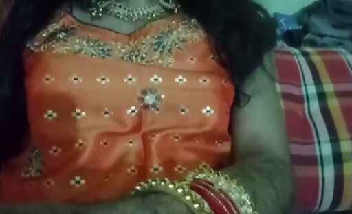Hot Indian Shemale Boobs